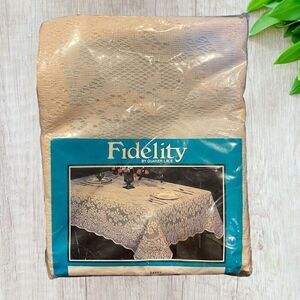 Vintage Tablecloth QUAKER LACE DARBY NATURAL OBLONG 60x 80 NIP